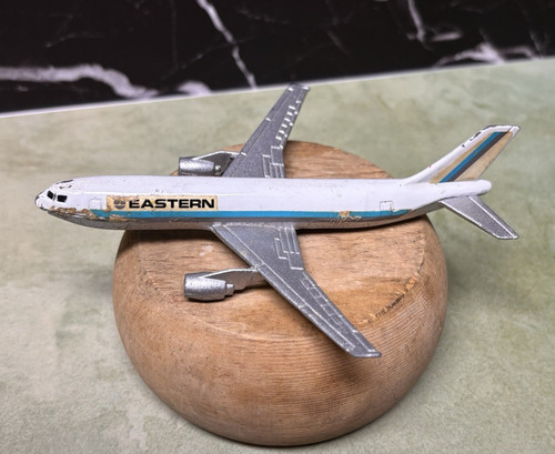 Matchbox eastern airlines - matchbox,